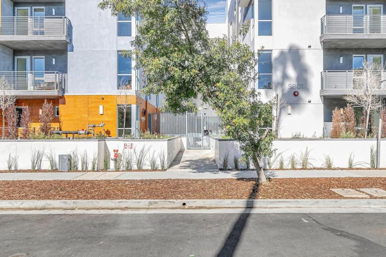 Hollywood 2br W Pool Gym Nr Larchmont Village Lax-1035 Appartement