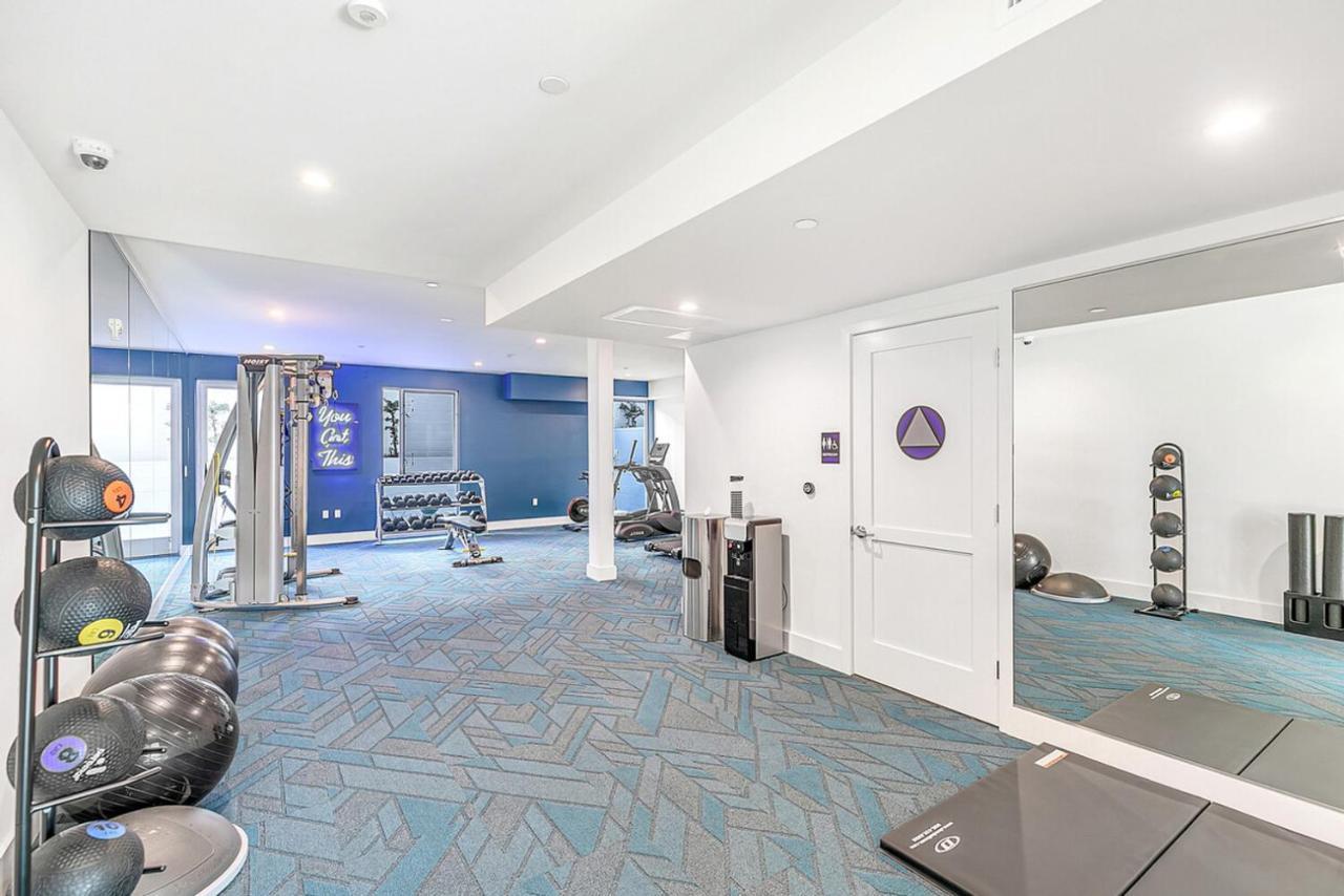 Hollywood 2br W Pool Gym Nr Larchmont Village Lax-1035 Los Angeles